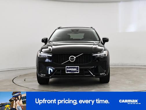 2023 Volvo XC60 B5 Plus Dark Theme