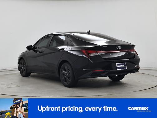 Black 2023 Hyundai ELANTRA SEL