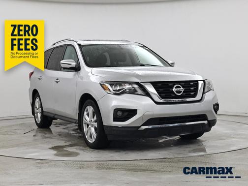 Silver 2018 Nissan Pathfinder SL