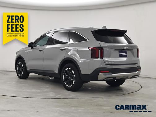 Gray 2025 Kia Sorento S