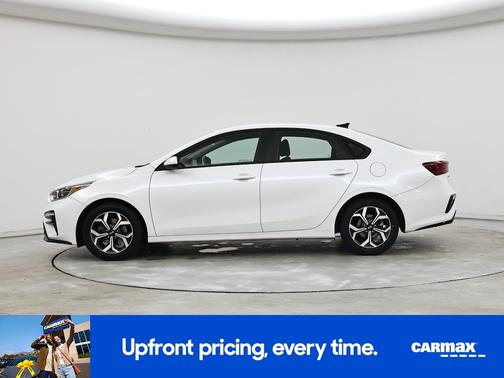 White 2021 Kia Forte LXS