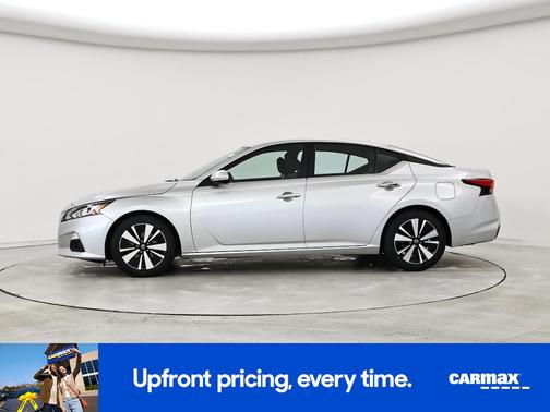 2022 Nissan Altima SV
