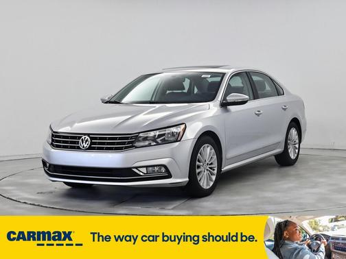 2016 Volkswagen Passat SE