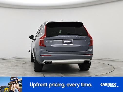 2020 Volvo XC90 T6 Momentum