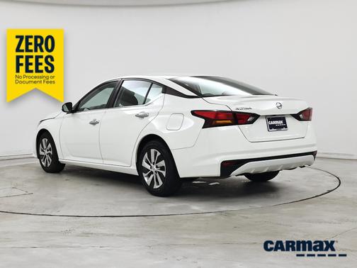 White 2022 Nissan Altima S