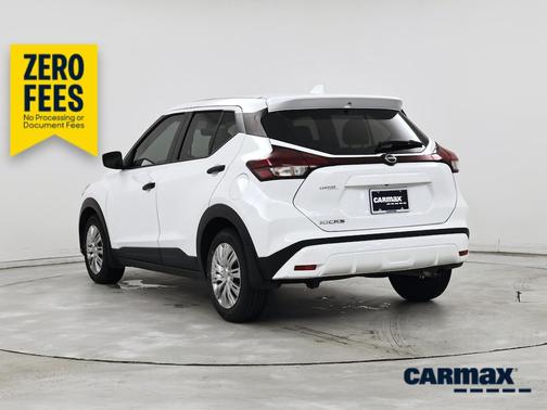 White 2024 Nissan Kicks S