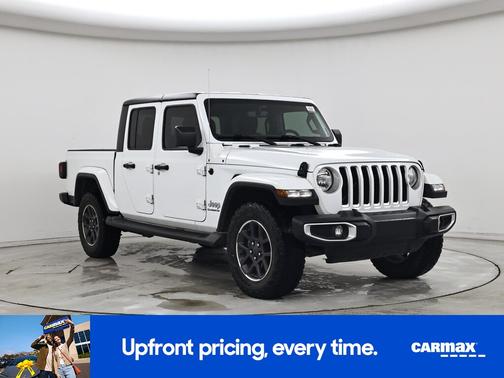 White 2021 Jeep Gladiator Overland