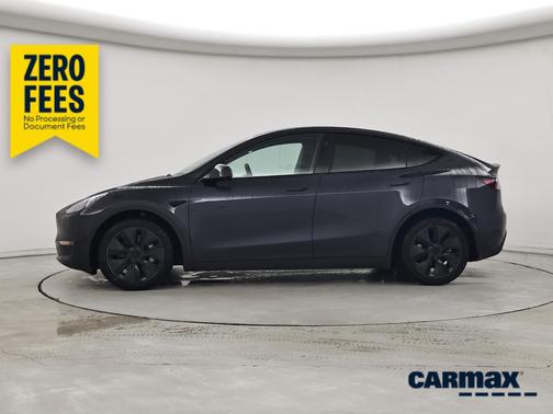 Gray 2025 Tesla Model Y Long Range