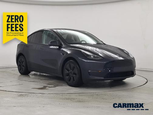 Gray 2025 Tesla Model Y Long Range