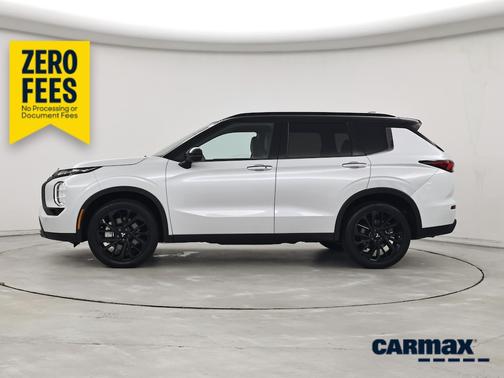 White 2024 Mitsubishi Outlander SEL Black Edition