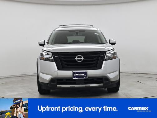 Silver 2023 Nissan Pathfinder Platinum