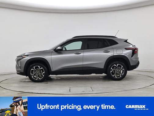Gray 2025 Chevrolet Trax LT