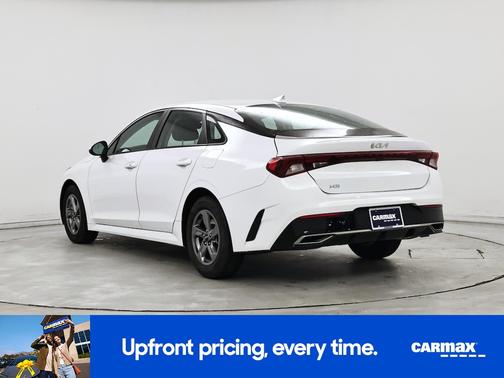White 2023 Kia K5 LXS