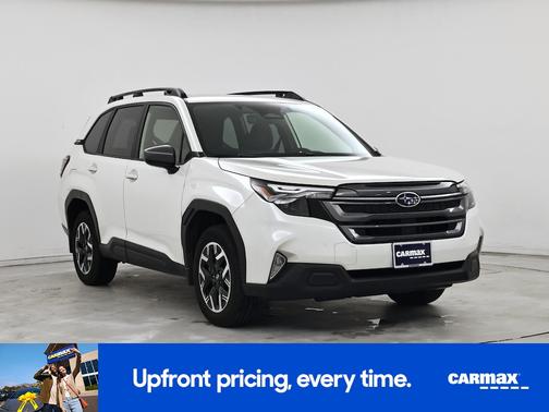 White 2025 Subaru Forester Premium