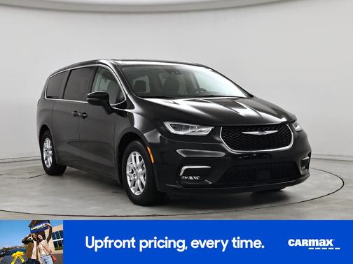 Black 2023 Chrysler Pacifica Touring L