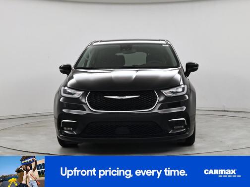 Black 2023 Chrysler Pacifica Touring L