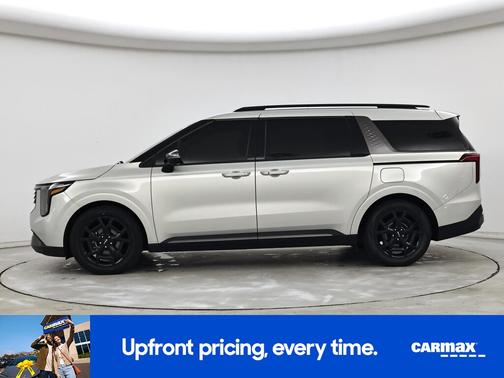 Silver 2025 Kia Carnival SX Prestige