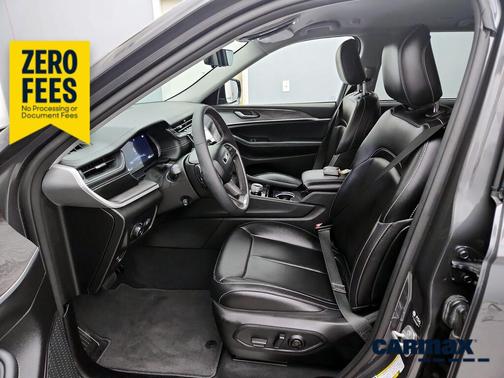 Gray 2023 Jeep Grand Cherokee Limited