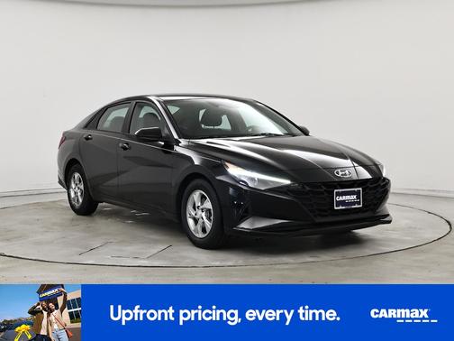 2023 Hyundai ELANTRA SE