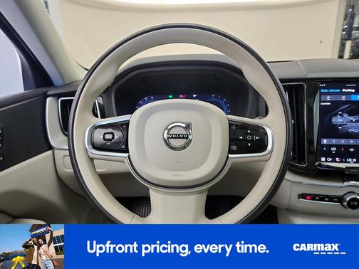 2023 Volvo XC60 B5 Plus Bright Theme