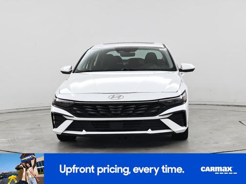 White 2025 Hyundai ELANTRA SEL Convenience