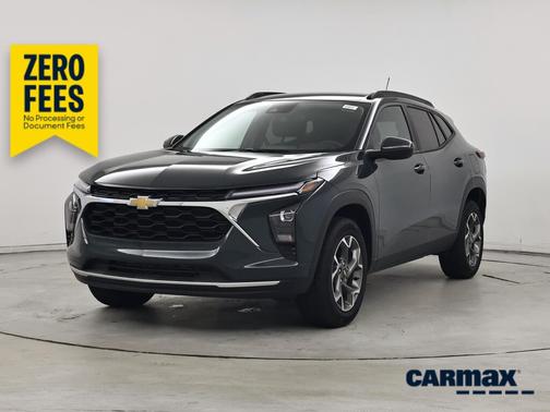 Gray 2025 Chevrolet Trax LT