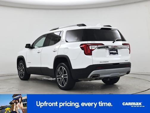 White 2023 GMC Acadia SLT