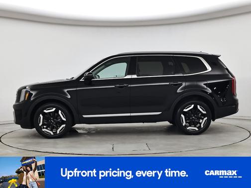 Black 2023 Kia Telluride S