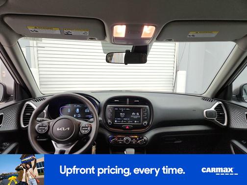Gray 2025 Kia Soul LX