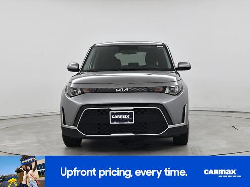 Gray 2025 Kia Soul LX