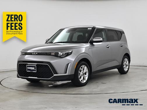 Gray 2025 Kia Soul LX