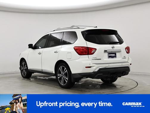 2017 Nissan Pathfinder Platinum