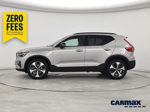 Silver 2024 Volvo XC40 B5 Core Bright Theme