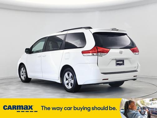 2014 Toyota Sienna LE