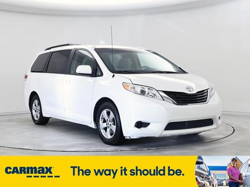 2014 Toyota Sienna LE