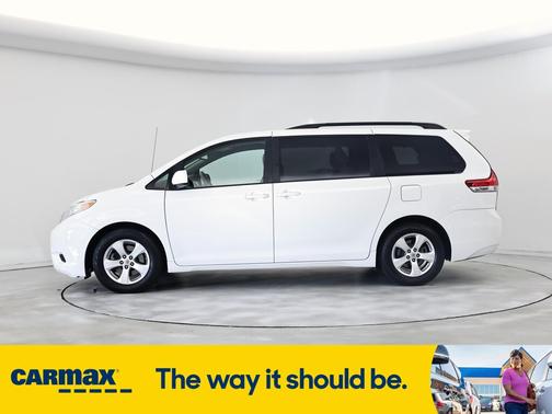 2014 Toyota Sienna LE