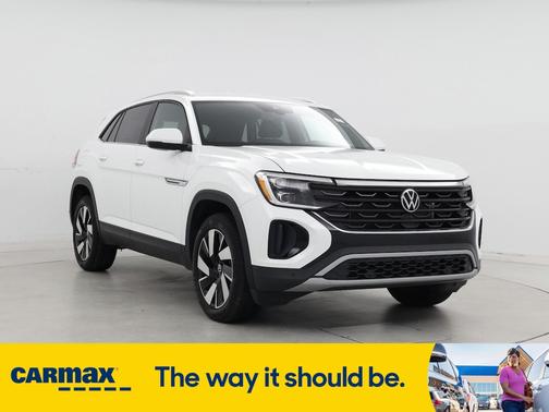 2024 Volkswagen Atlas Cross Sport SE w/Tech