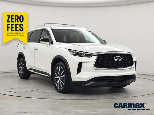 White 2023 INFINITI QX60 Sensory
