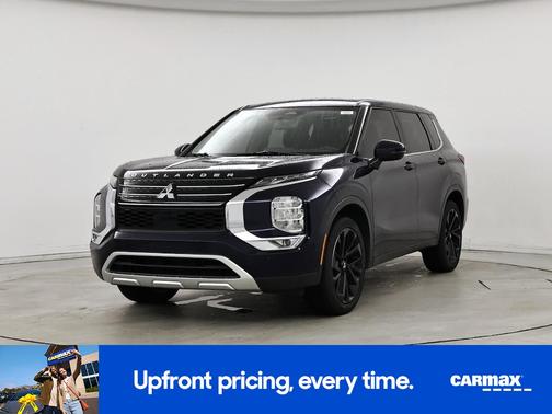 2023 Mitsubishi Outlander SE