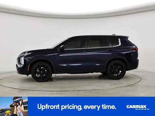 2023 Mitsubishi Outlander SE