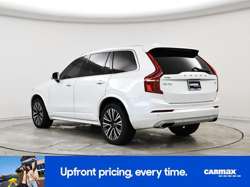 2021 Volvo XC90 T5 Momentum