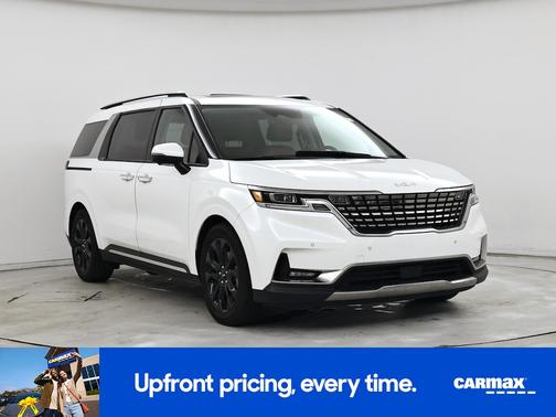 White 2024 Kia Carnival SX Prestige