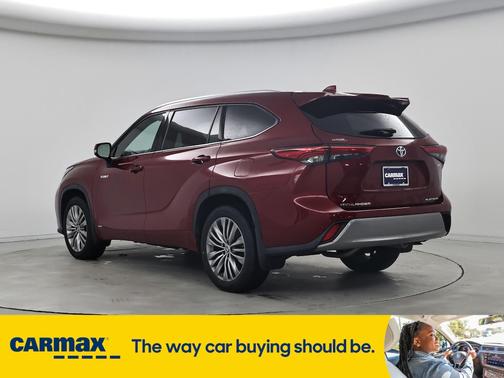 2021 Toyota Highlander Hybrid Platinum