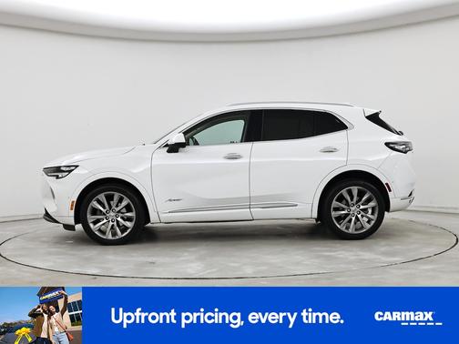 White 2022 Buick Envision Avenir