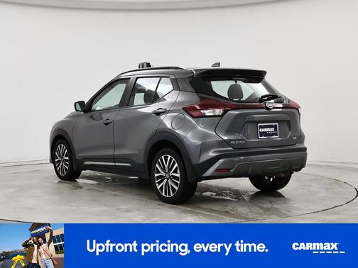 2021 Nissan Kicks SR