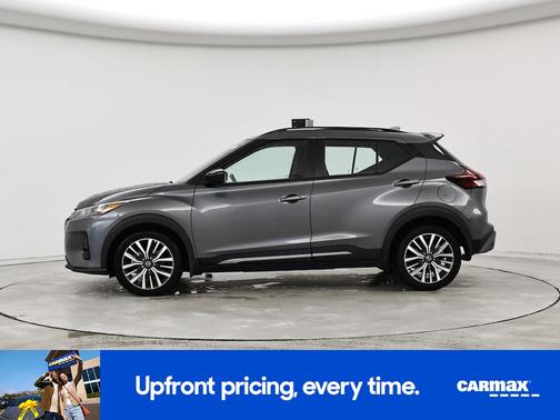 2021 Nissan Kicks SR