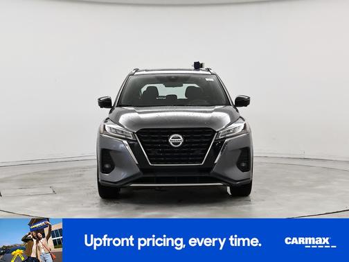 2021 Nissan Kicks SR