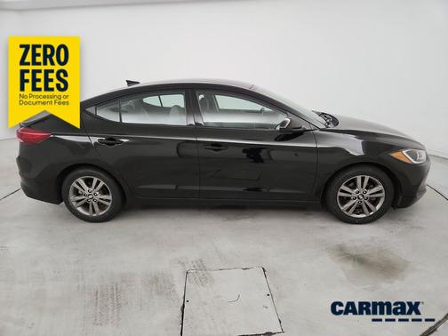 Black 2018 Hyundai ELANTRA SEL