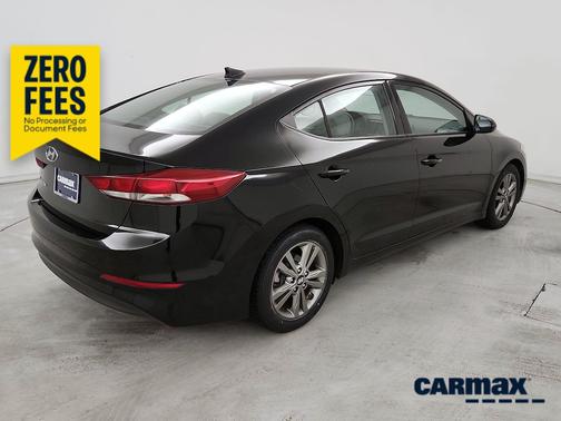 Black 2018 Hyundai ELANTRA SEL