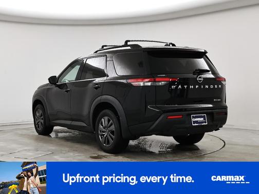 2023 Nissan Pathfinder SV